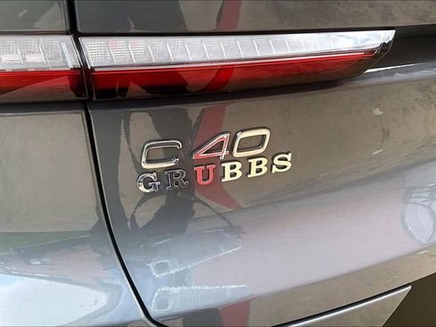 Used 2023 Volvo C40 P8 Recharge Ultimate AWD/4WD image 45