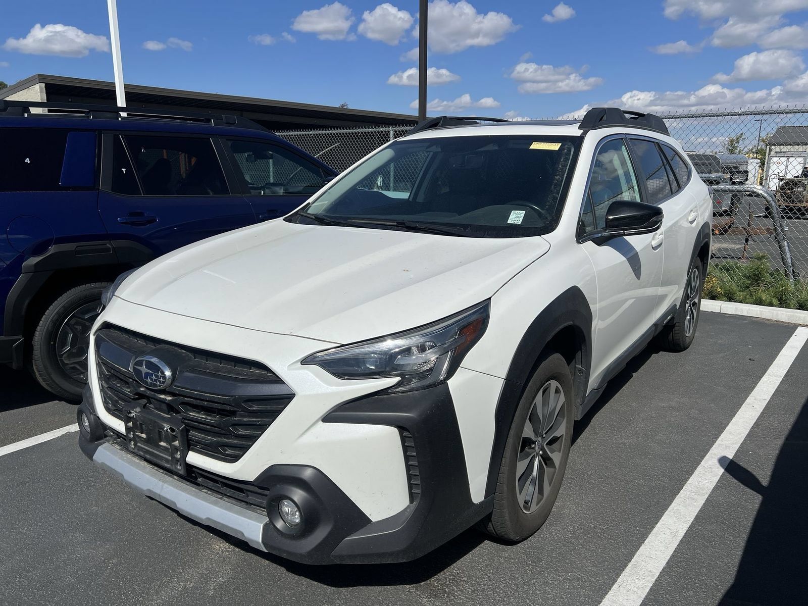 Used 2024 Subaru Outback Limited AWD/4WD image 2