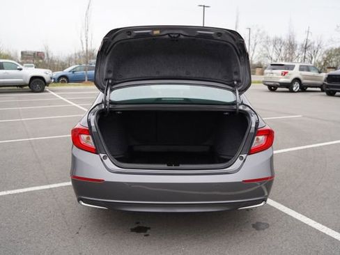 Used 2019 Honda Accord Touring image 17