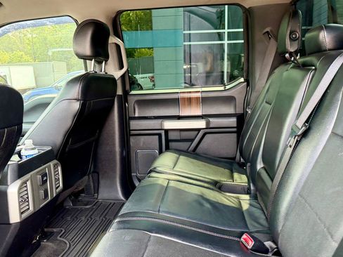 Used 2015 Ford F150 Lariat w/ Equipment Group 501A Mid AWD/4WD image 18