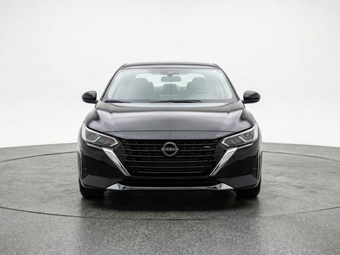 Used 2025 Nissan Sentra S image 2