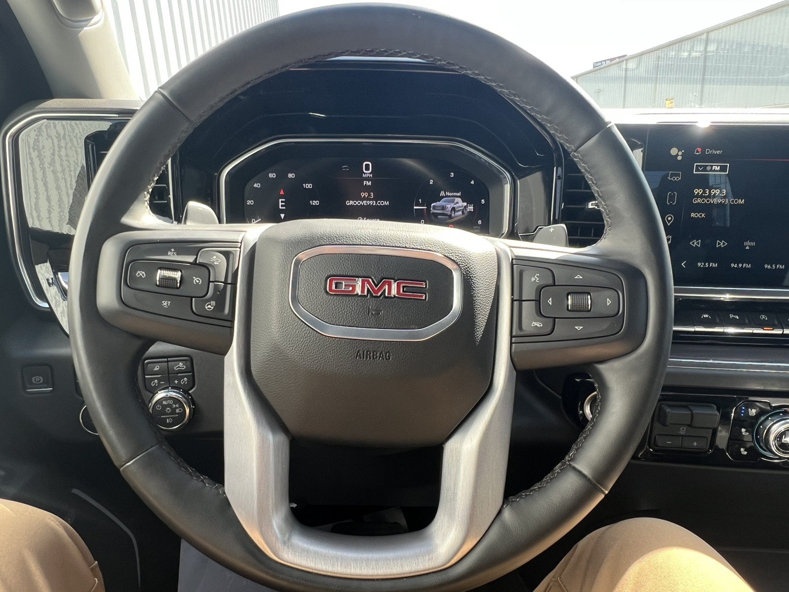 Used 2024 GMC Sierra 1500 SLT w/ SLT Premium Plus Package AWD/4WD image 25