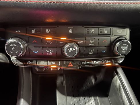 Used 2026 Dodge Durango GT AWD/4WD image 34