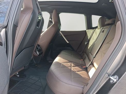 Used 2025 BMW iX xDrive50 w/ Premium Package image 8