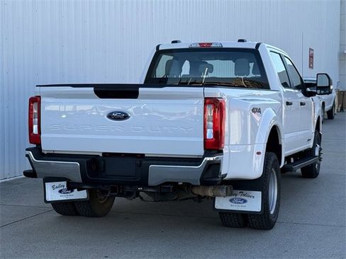 Used 2025 Ford F350 XL w/ FX4 Off-Road Package image 4