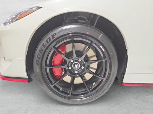 New 2026 Nissan Z Performance w/ Floor Mat Package RWD image 24