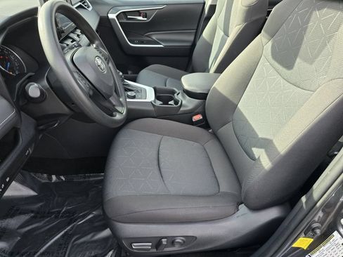 Used 2021 Toyota RAV4 XLE w/ Convenience Package AWD/4WD image 34