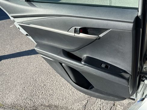 Used 2025 Toyota Camry LE image 14