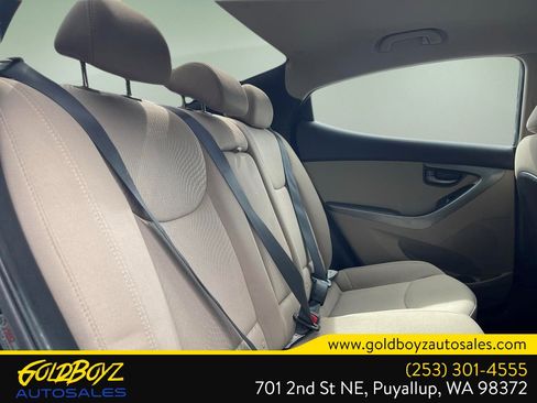 Used 2016 Hyundai Elantra SE FWD image 18