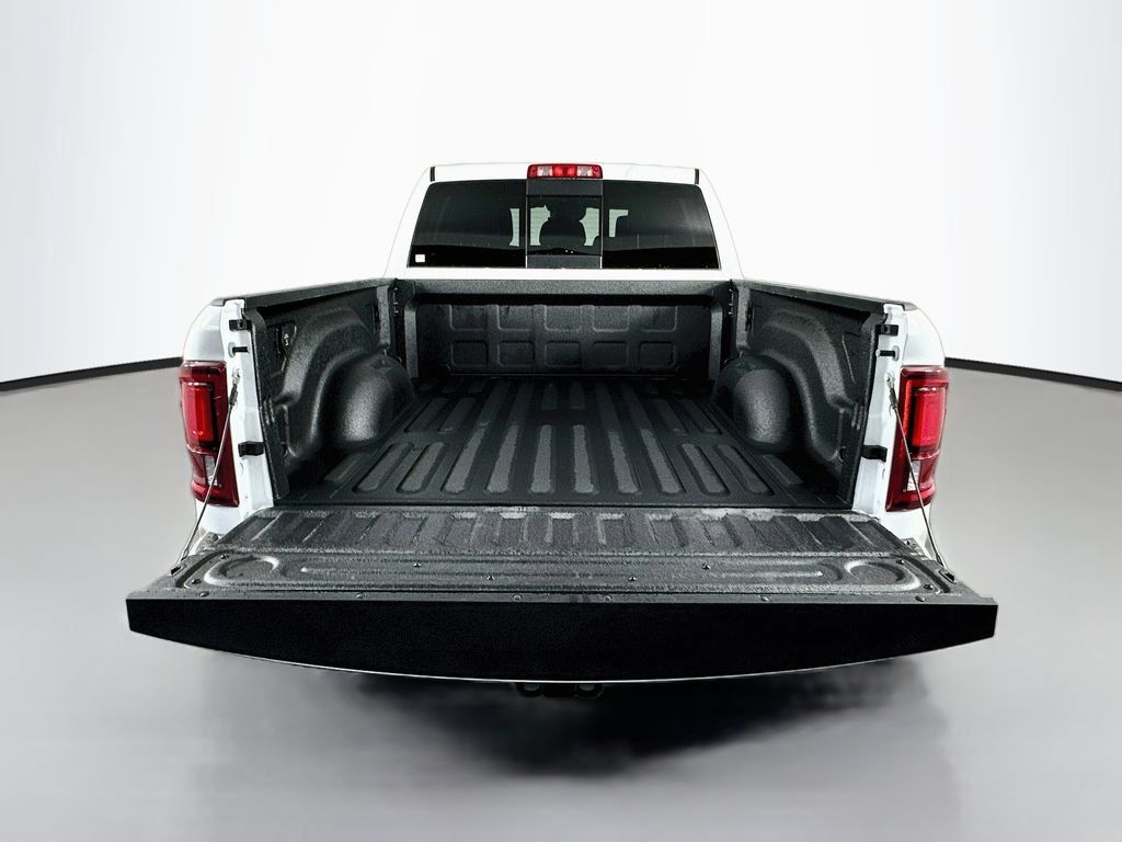 New 2026 RAM 3500 Laramie AWD/4WD image 16