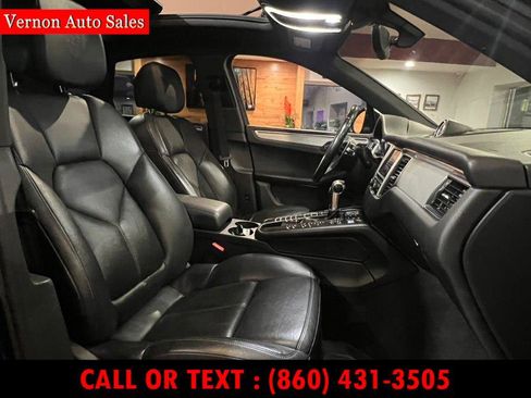 Used 2015 Porsche Macan S image 16