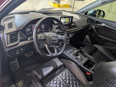 Used 2018 Audi SQ5 Prestige w/ Prestige Package image 5