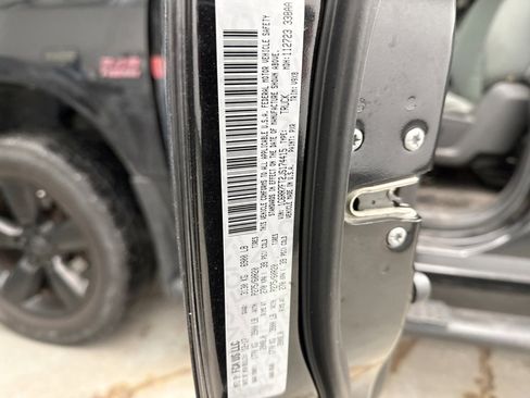 Used 2018 RAM 1500 Express w/ Black Ram 1500 Express Group image 11