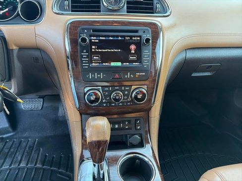Used 2014 Buick Enclave Leather FWD image 26