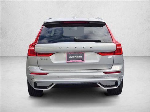 Used 2024 Volvo XC60 T8 Plus w/ Protection Package Premier AWD/4WD image 7