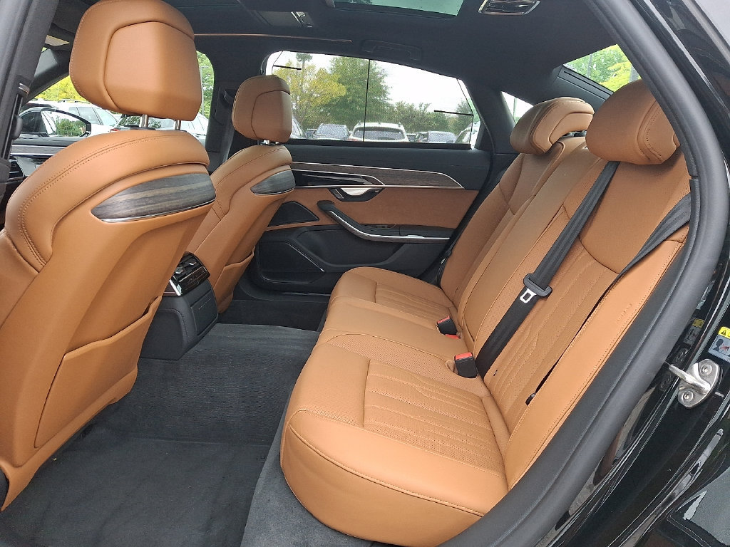 Used 2023 Audi A8 L 3.0T w/ Comfort Plus Package AWD/4WD image 10