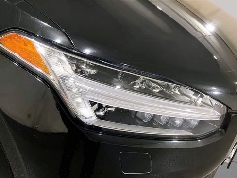 Used 2019 Volvo XC90 T6 Momentum w/ Advanced Package AWD/4WD image 26