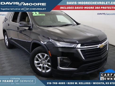 Used 2022 Chevrolet Traverse LS AWD/4WD image 1