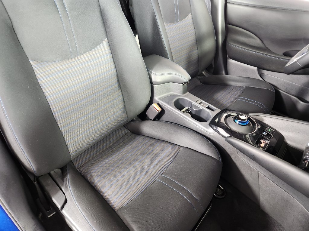 Used 2024 Nissan Leaf SV Plus FWD image 11