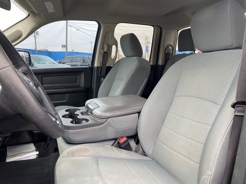 Used 2018 RAM 1500 Express w/ Express Value Package image 9