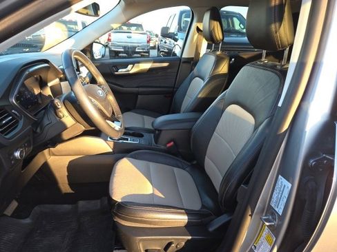 Used 2021 Ford Escape Titanium w/ Titanium Elite Package image 8