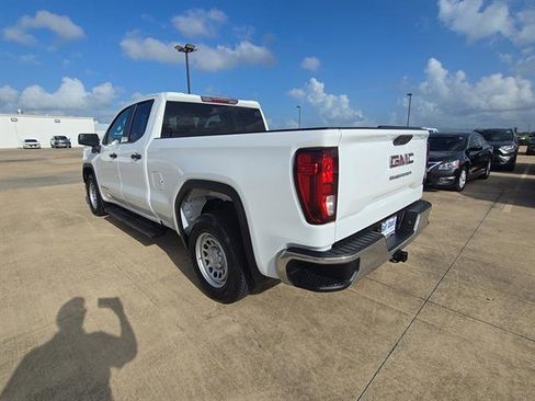Used 2023 GMC Sierra 1500 Pro w/ Pro Value Package RWD image 7
