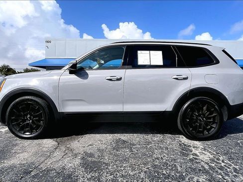 Used 2022 Kia Telluride EX w/ EX Premium Package image 31