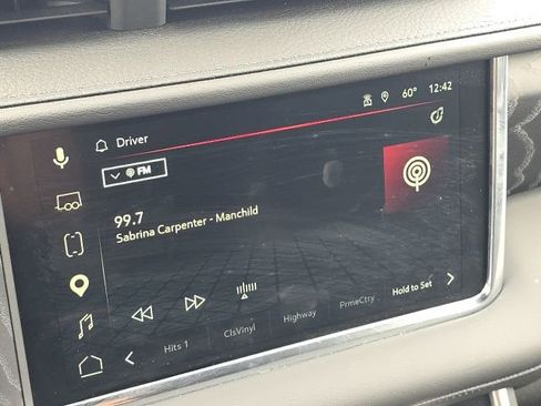 Used 2024 GMC Yukon XL Denali w/ Advanced Technology Package image 39