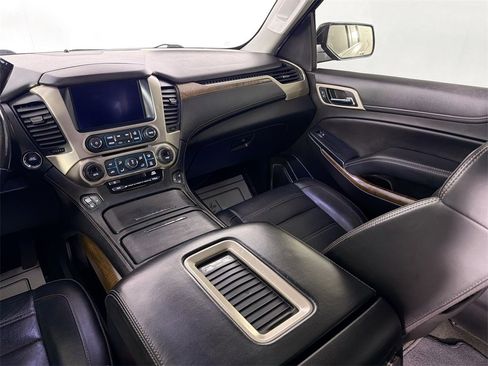 Used 2018 GMC Yukon XL Denali image 25