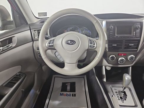 Used 2012 Subaru Forester 2.5X Limited AWD/4WD image 14