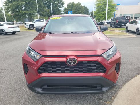 Used 2022 Toyota RAV4 LE AWD/4WD image 8