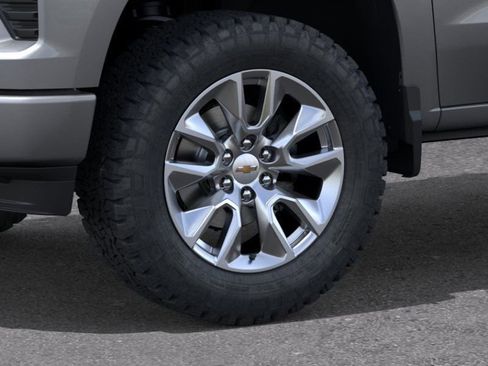 New 2025 Chevrolet Silverado 1500 Custom RWD image 9