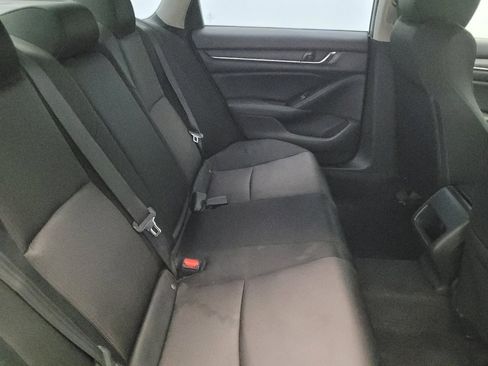 Used 2018 Honda Accord LX image 19