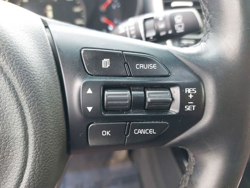 Used 2017 Kia Sorento SX image 20