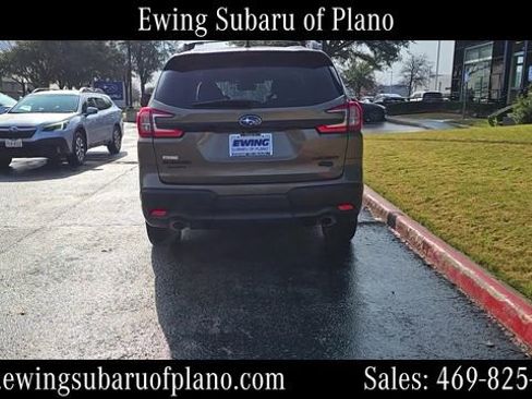 Used 2024 Subaru Ascent Onyx Edition image 4