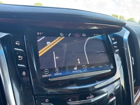 Used 2015 Cadillac Escalade ESV Luxury AWD/4WD image 17