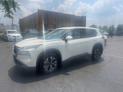 Used 2023 Nissan Rogue SV AWD/4WD image 13