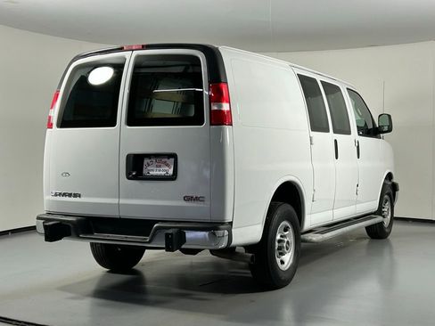 Used 2024 GMC Savana 2500 w/ Driver Convenience Package image 7