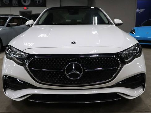 Used 2024 Mercedes-Benz E 450 4MATIC Sedan image 8