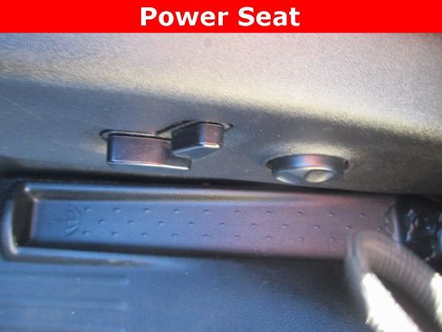 Used 2018 Chrysler Pacifica Touring-L Plus w/ Advanced Safetytec Group image 24