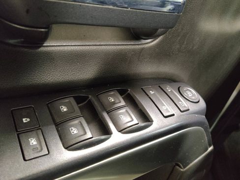 Used 2018 Chevrolet Silverado 1500 LT w/ Trailering Package AWD/4WD image 27
