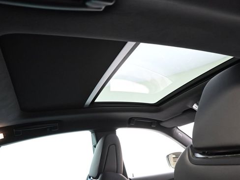 Used 2019 Maserati Levante GranSport AWD/4WD image 16