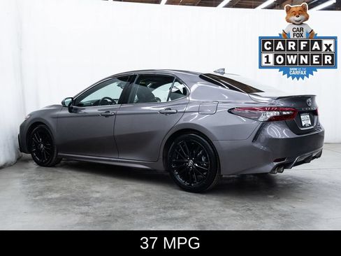 Used 2024 Toyota Camry XSE FWD image 4