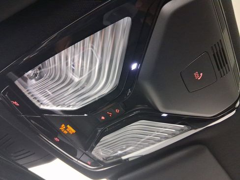 Used 2025 BMW M440i image 26