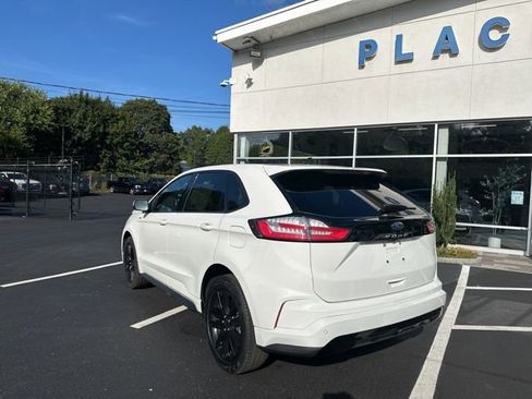 Used 2022 Ford Edge ST-Line image 5