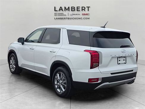 Used 2021 Hyundai Palisade SE image 2