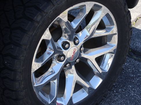 Used 2017 GMC Sierra 1500 SLT w/ SLT Premium Package AWD/4WD image 21