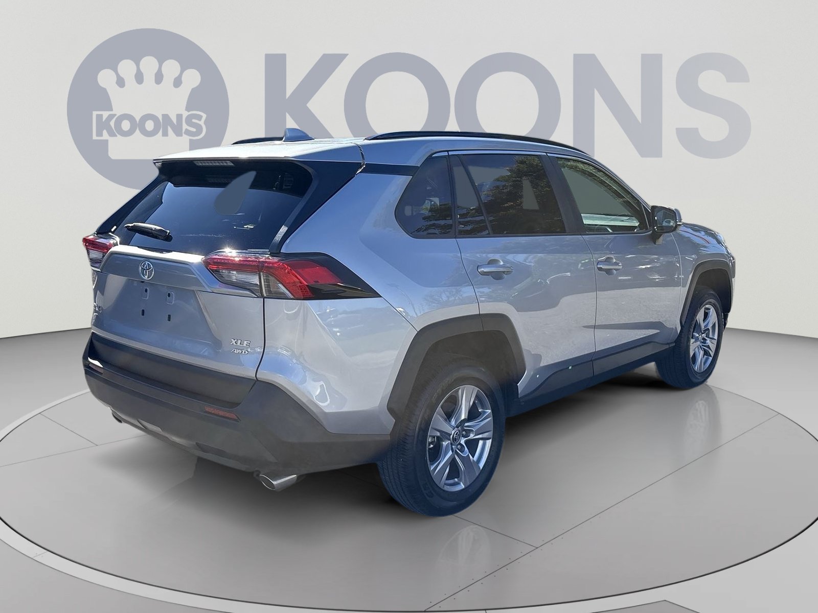 Used 2025 Toyota RAV4 XLE w/ Convenience Package AWD/4WD image 7