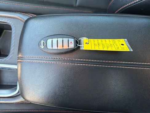 Used 2020 Nissan Sentra SR w/ Premium Package image 29