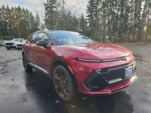 New 2026 Chevrolet Equinox EV RS image 3